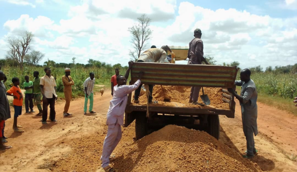 A Nigerien Community Comes Together to Improve Road Safety